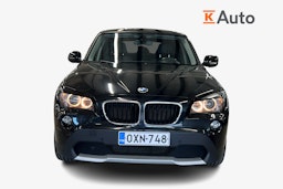 musta BMW X1 2012 kuva 4.