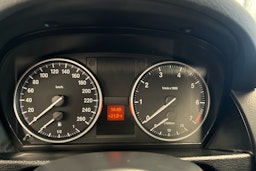musta BMW X1 2012 kuva 14.