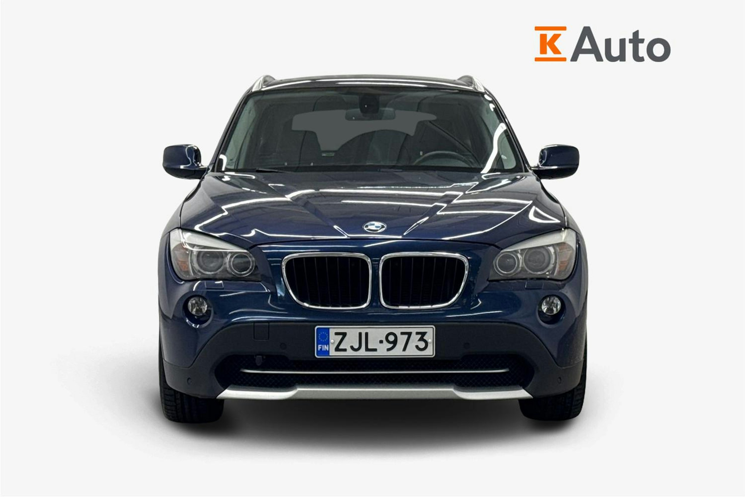 sininen BMW X1 2012 kuva 5.