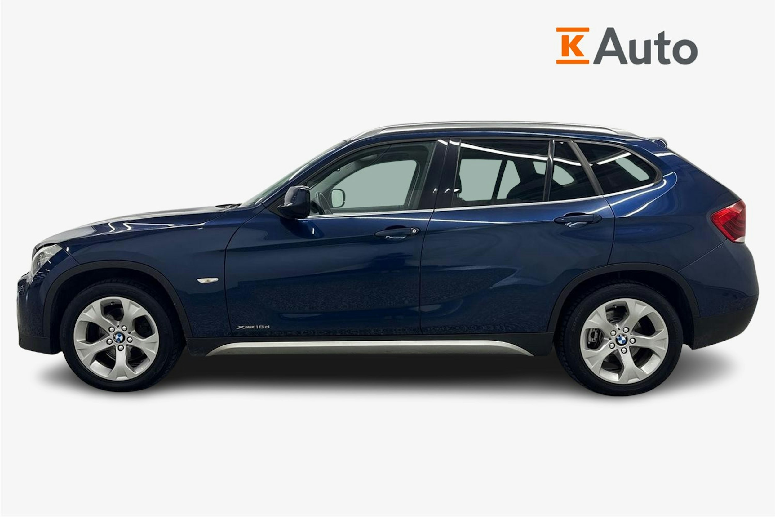 sininen BMW X1 2012 kuva 6.