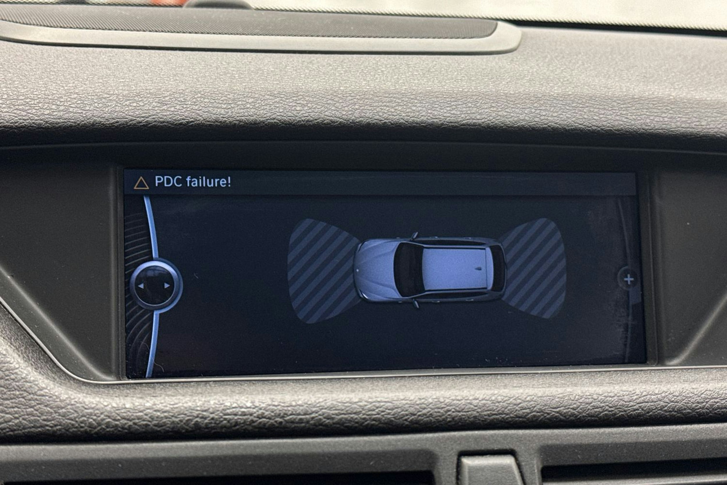 sininen BMW X1 2012 kuva 27.