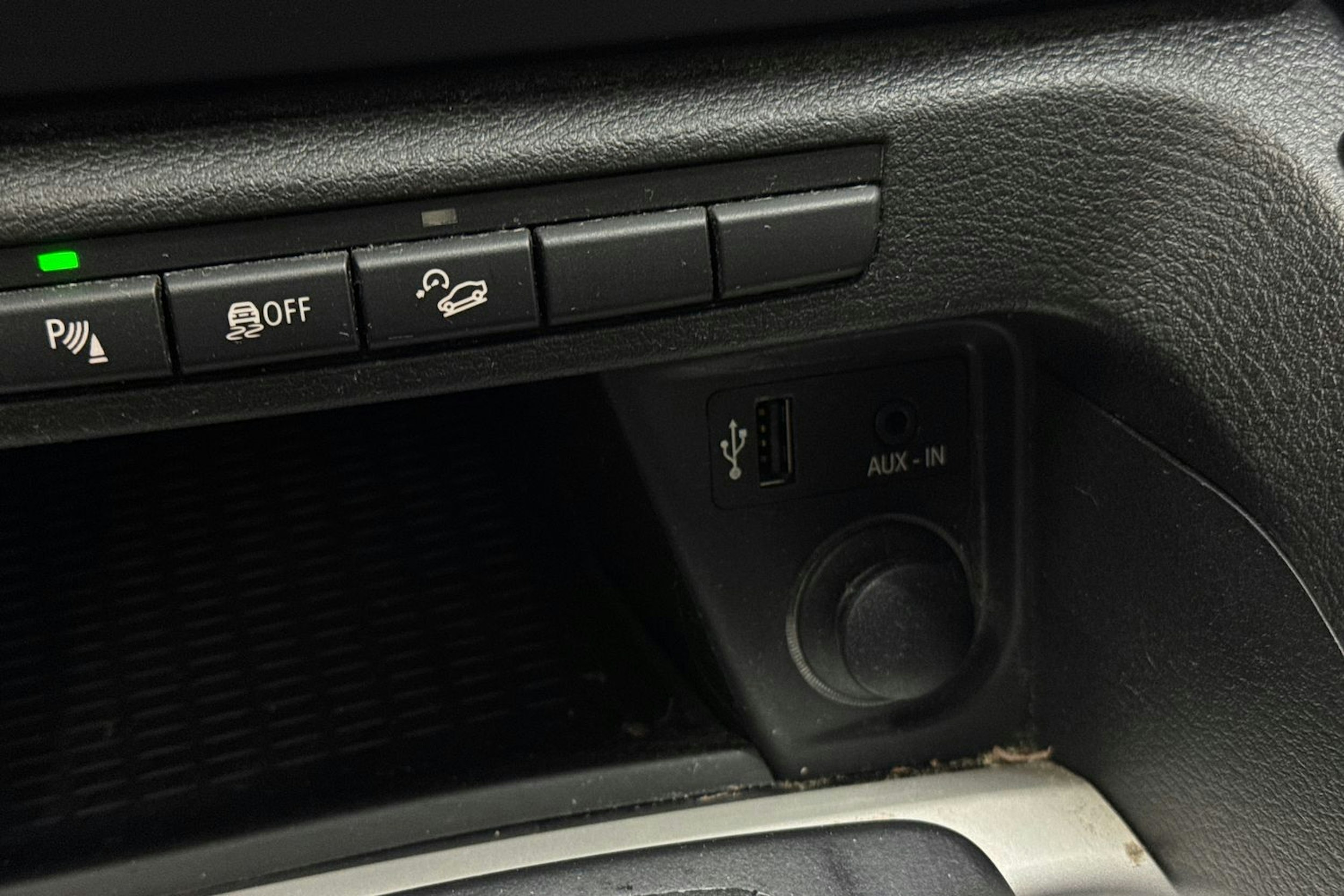 sininen BMW X1 2012 kuva 30.