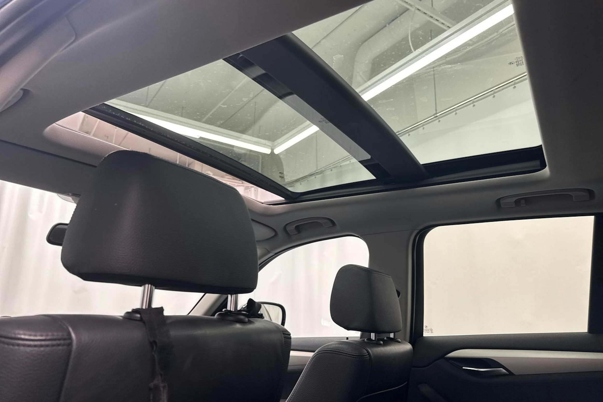 sininen BMW X1 2012 kuva 34.