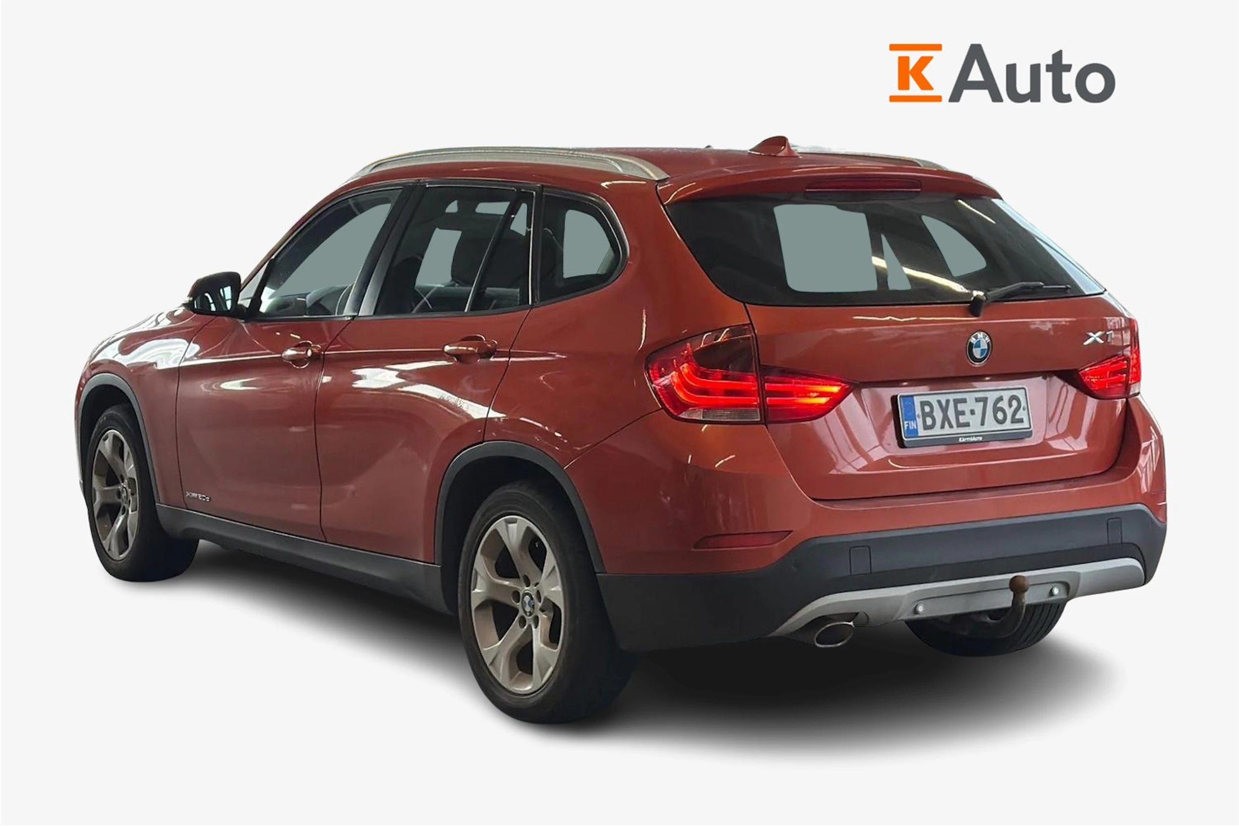 Oranssi BMW X1 2013 kuva 2.