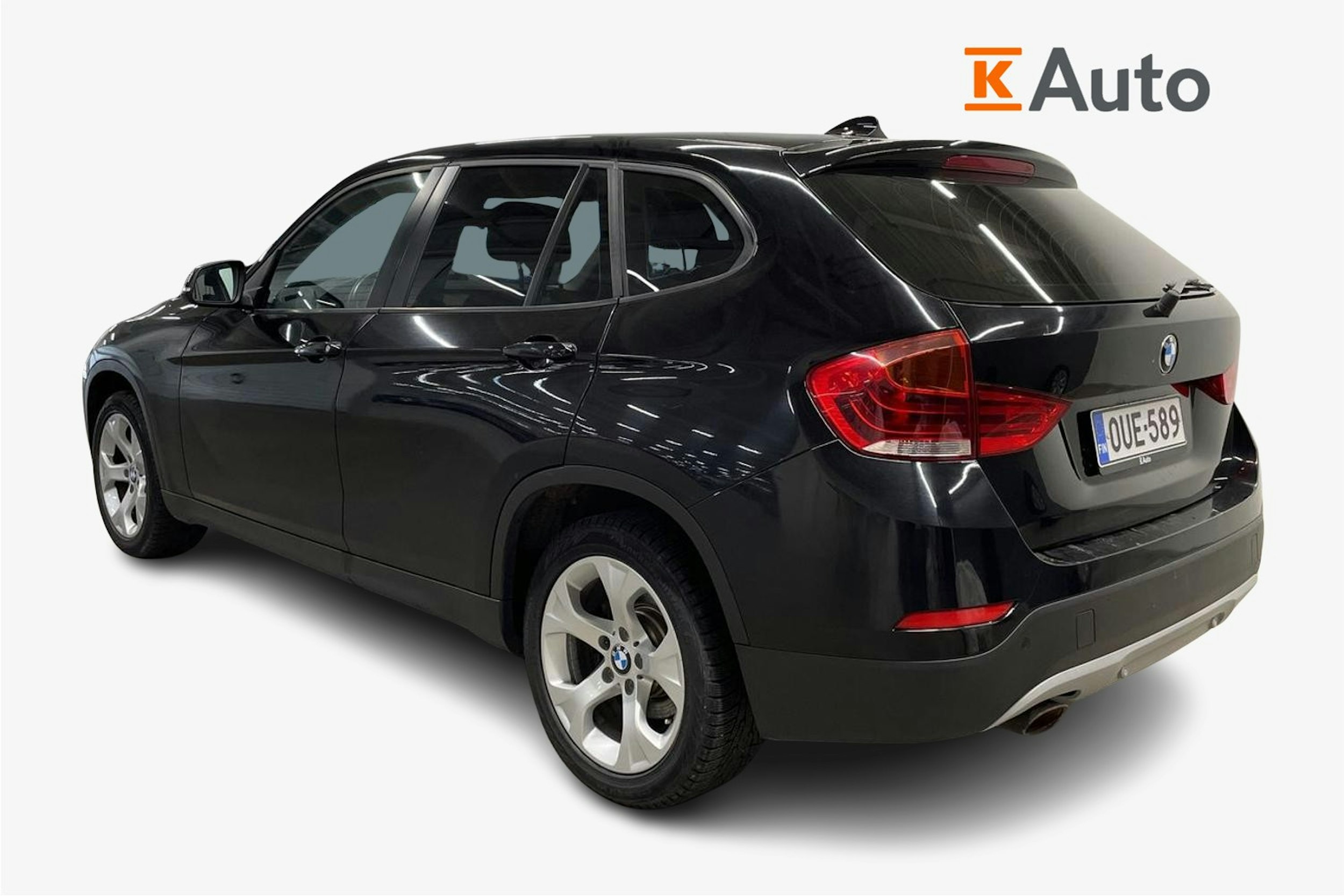 musta BMW X1 2013 kuva 2.