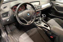 musta BMW X1 2013 kuva 7.