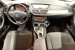 musta BMW X1 2013 kuva 9.