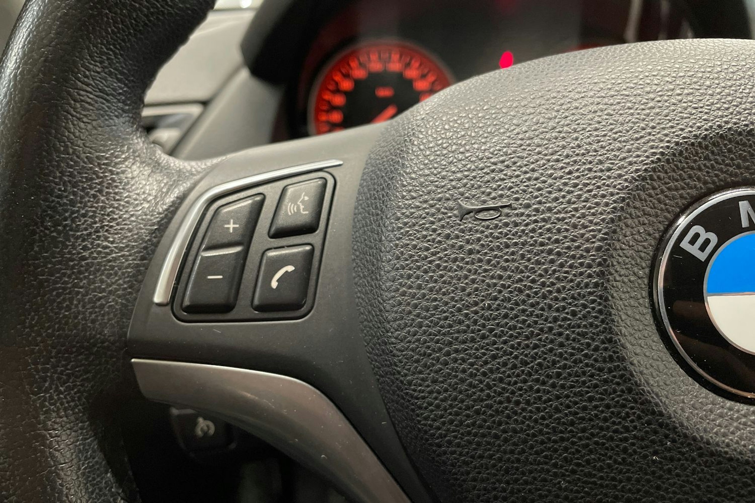 musta BMW X1 2013 kuva 20.