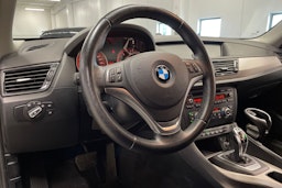 musta BMW X1 2013 kuva 22.