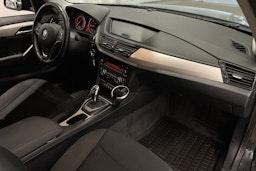 musta BMW X1 2013 kuva 23.