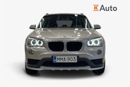 Harmaa BMW X1 2014 kuva 5.
