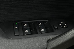 Harmaa BMW X1 2014 kuva 14.