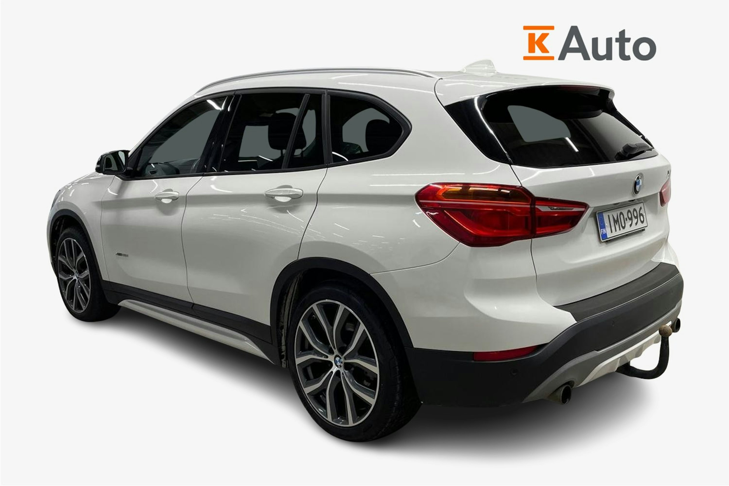 Valkoinen BMW X1 2016 kuva 2.