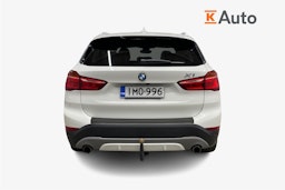 Valkoinen BMW X1 2016 kuva 3.
