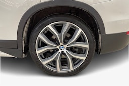 Valkoinen BMW X1 2016 kuva 11.