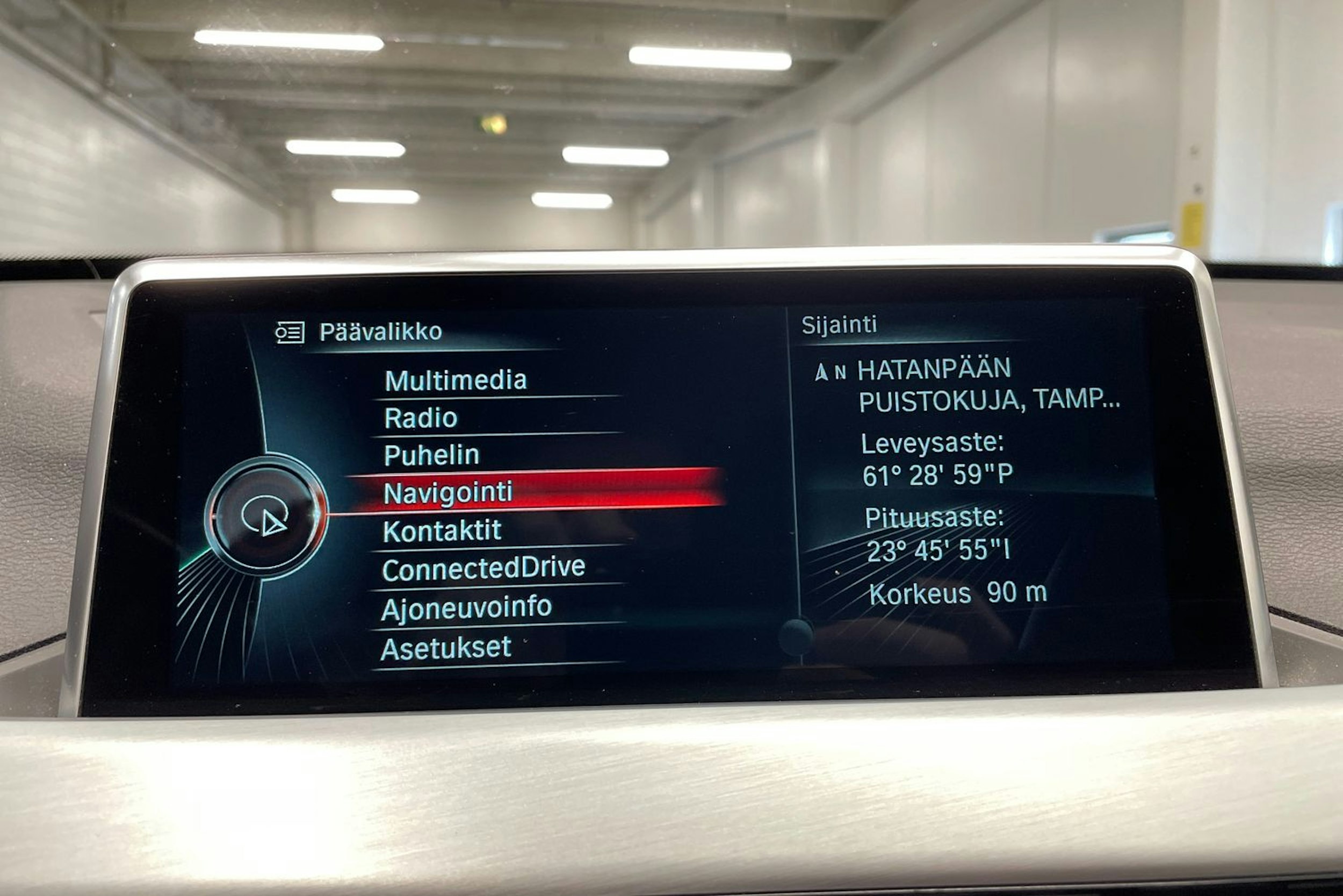 Valkoinen BMW X1 2016 kuva 18.