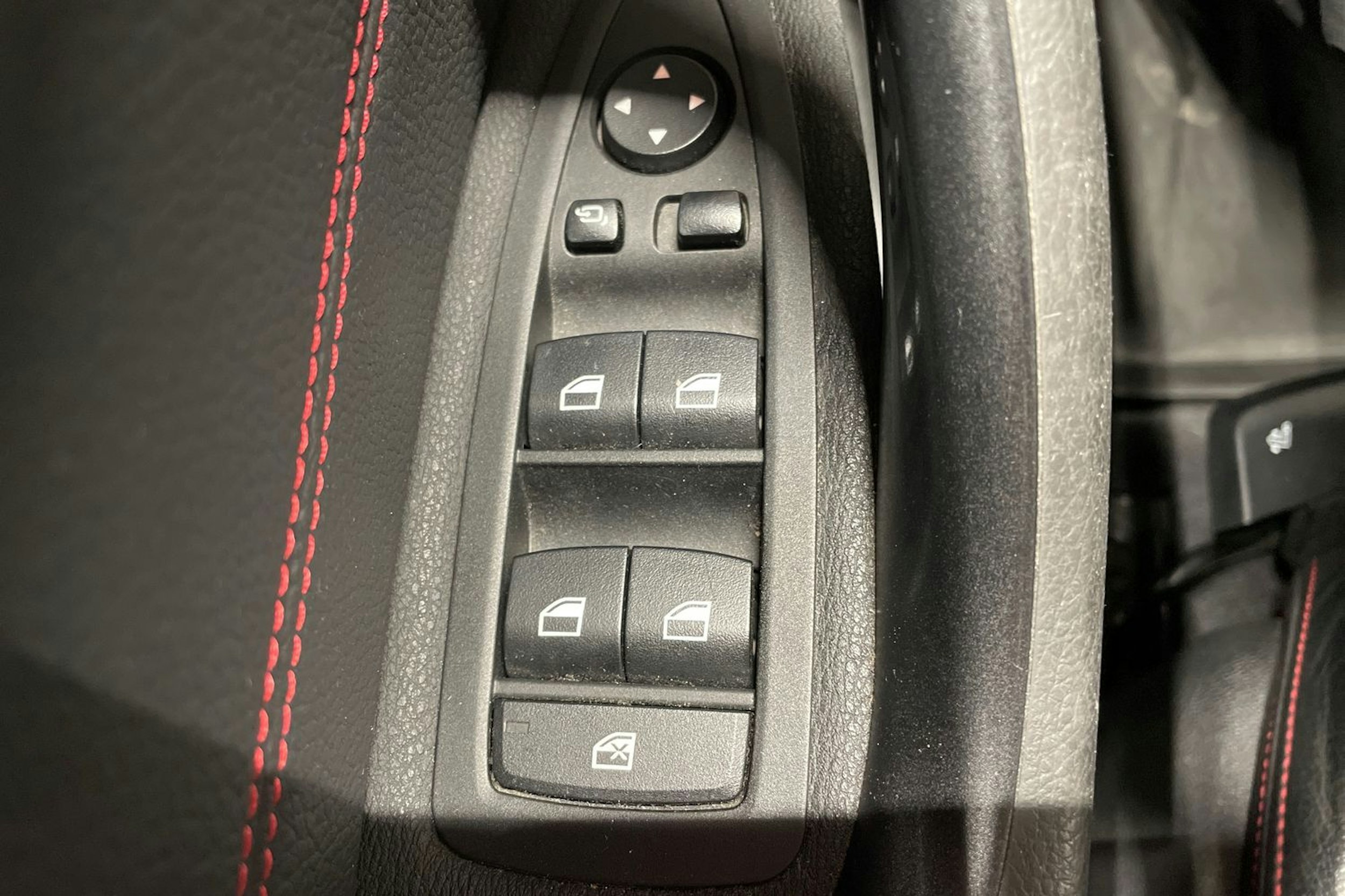 Valkoinen BMW X1 2016 kuva 24.