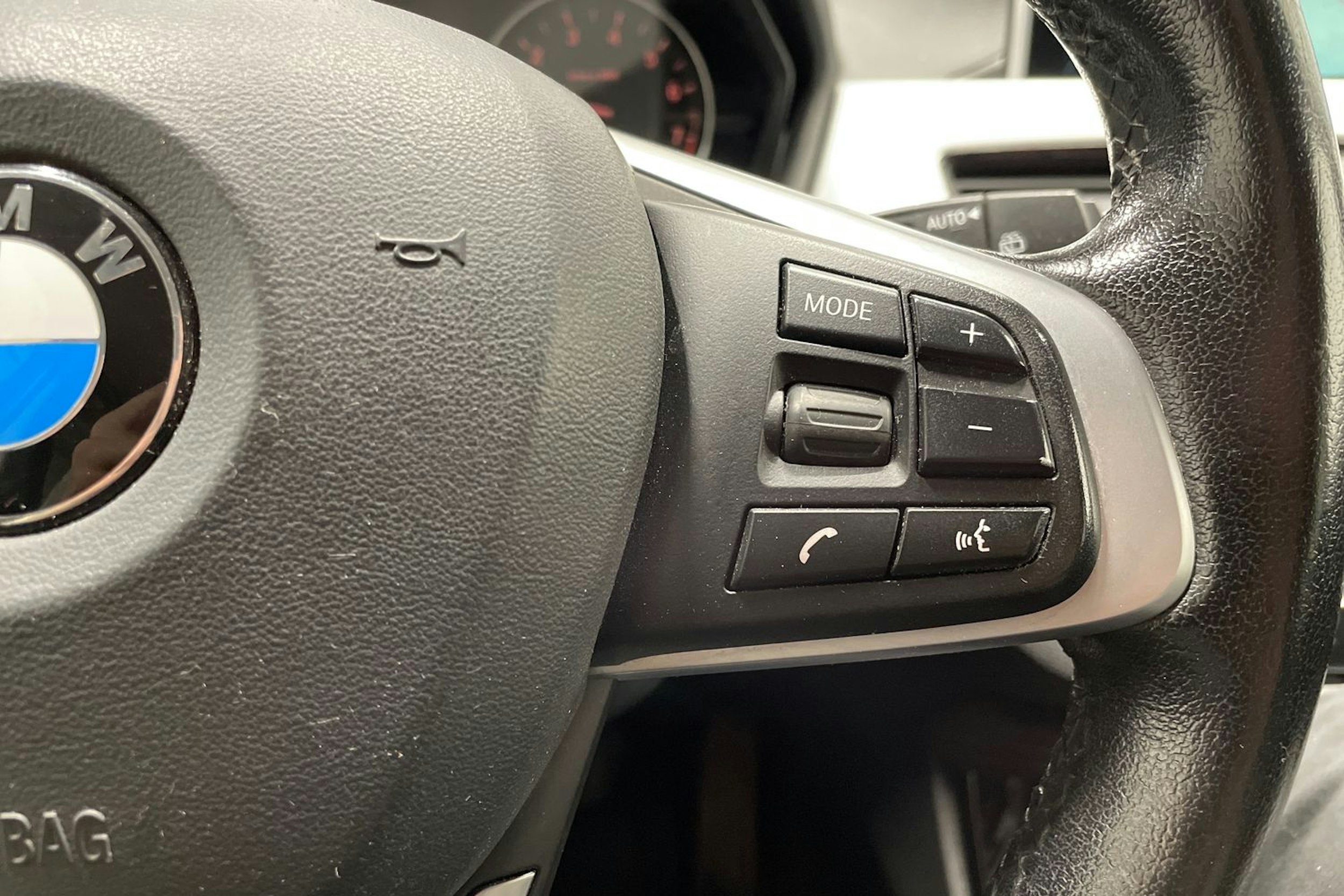 Valkoinen BMW X1 2016 kuva 26.