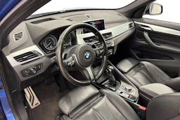 sininen BMW X1 2016 kuva 6.