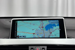 sininen BMW X1 2016 kuva 19.
