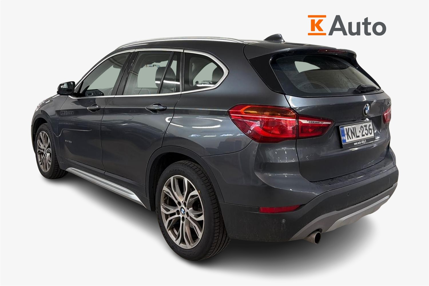 BMW X1 F48 sDrive18d A Business xLine 2016, kuva 2/3