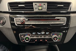 valkoinen BMW X1 2016 kuva 22.