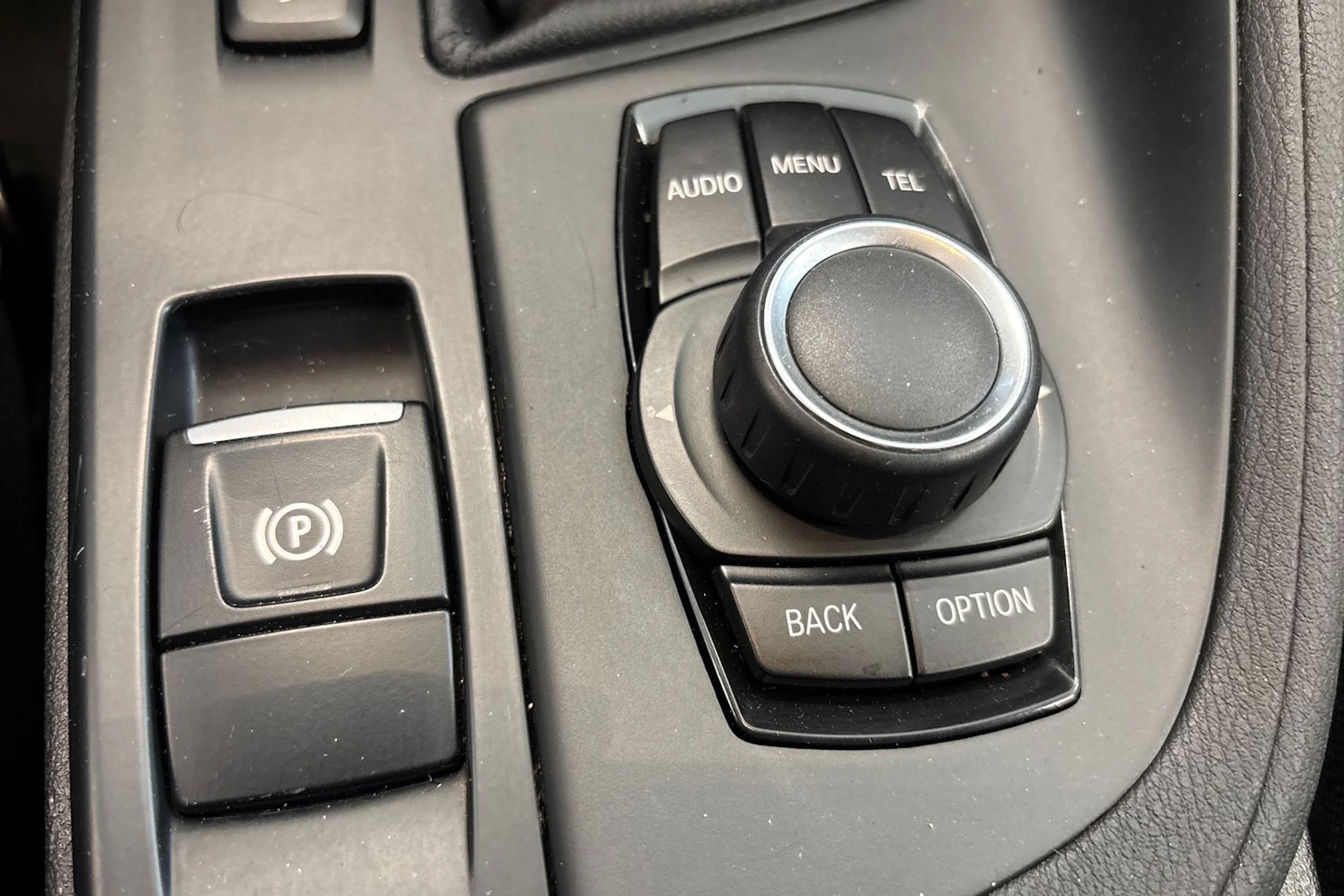 valkoinen BMW X1 2016 kuva 27.