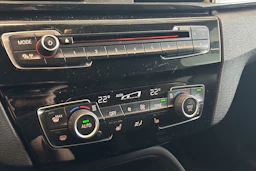 valkoinen BMW X1 2016 kuva 28.