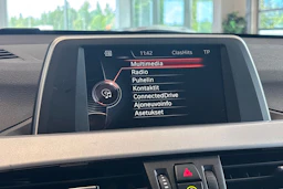 valkoinen BMW X1 2016 kuva 30.