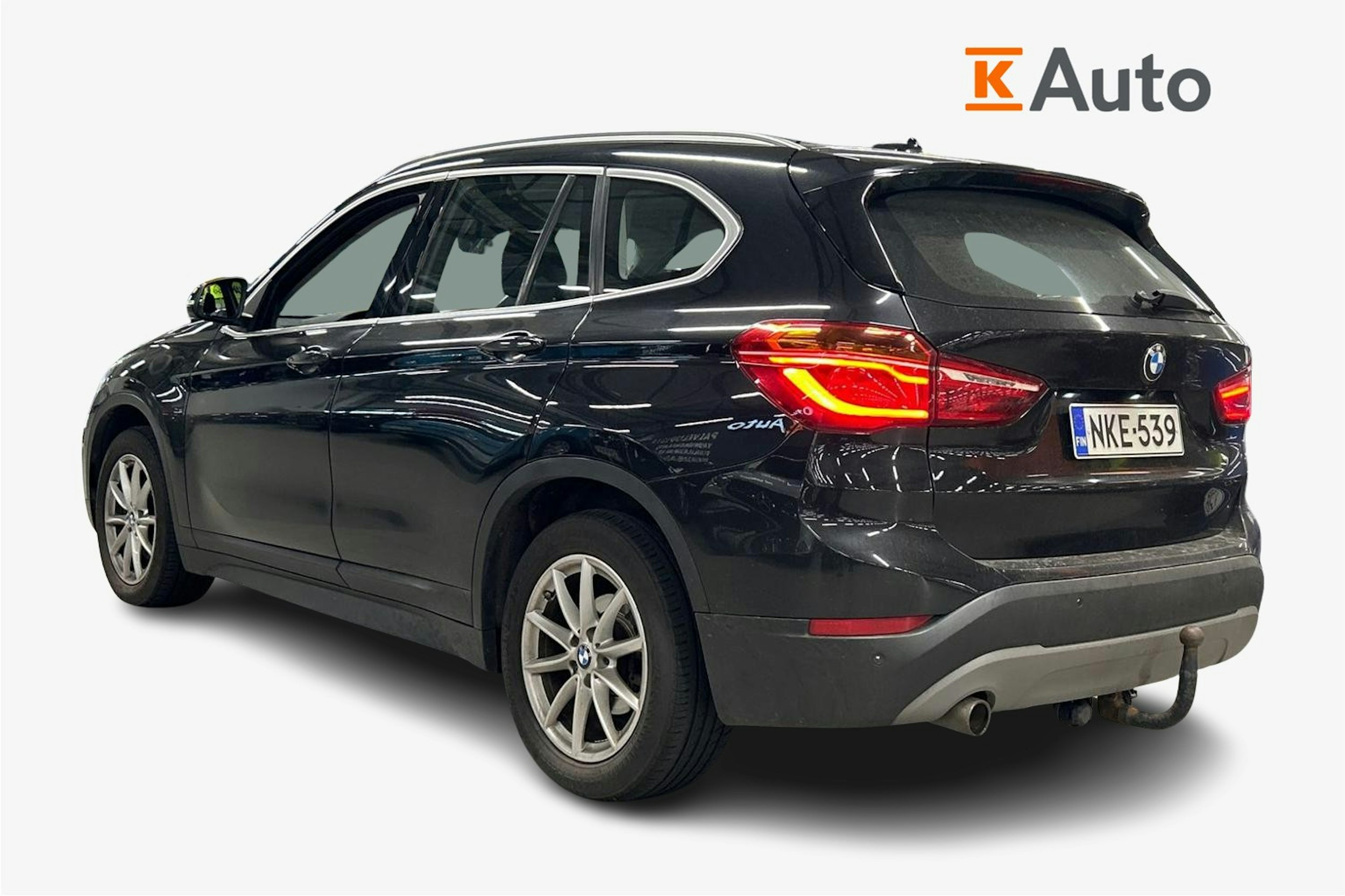 musta BMW X1 2016 kuva 2.