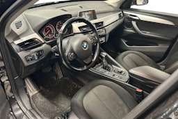 musta BMW X1 2016 kuva 3.
