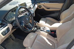 valkoinen BMW X1 2016 kuva 3.