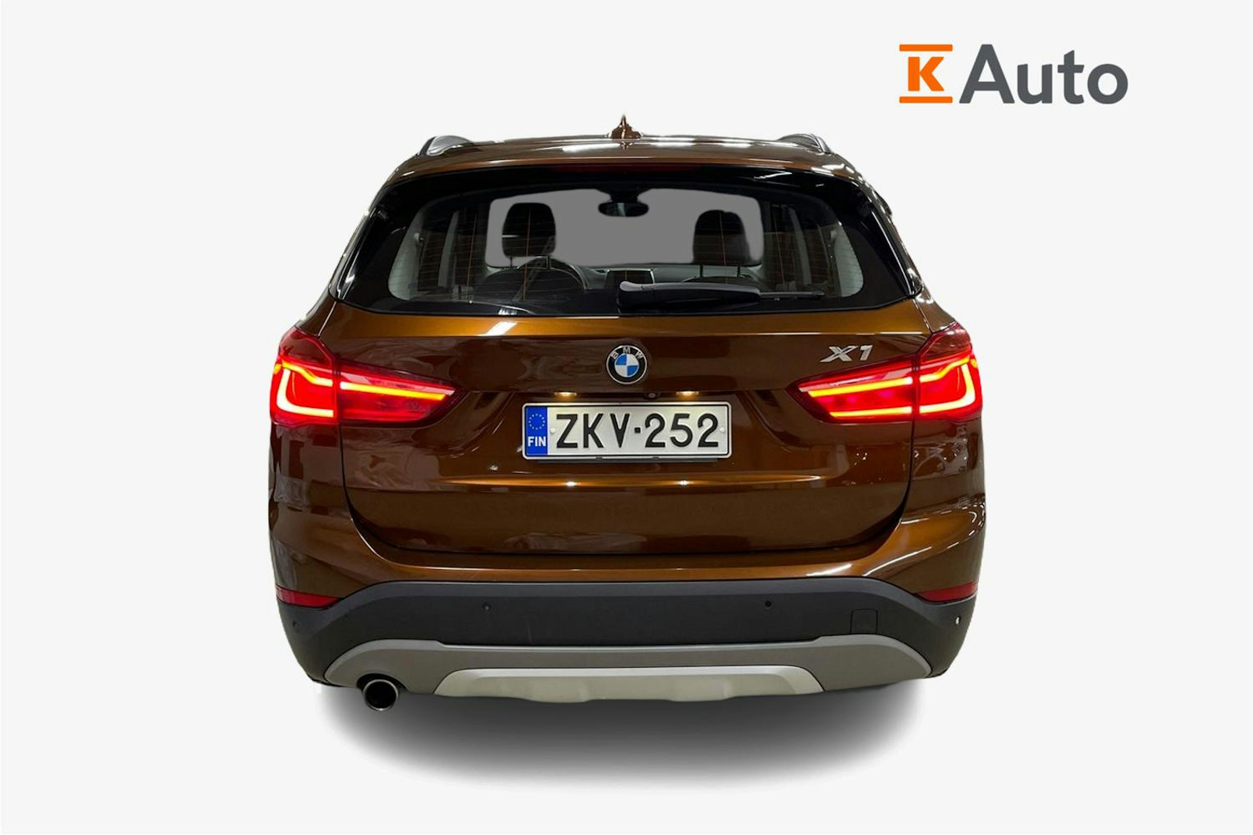 ruskea (beige) BMW X1 2016 kuva 3.