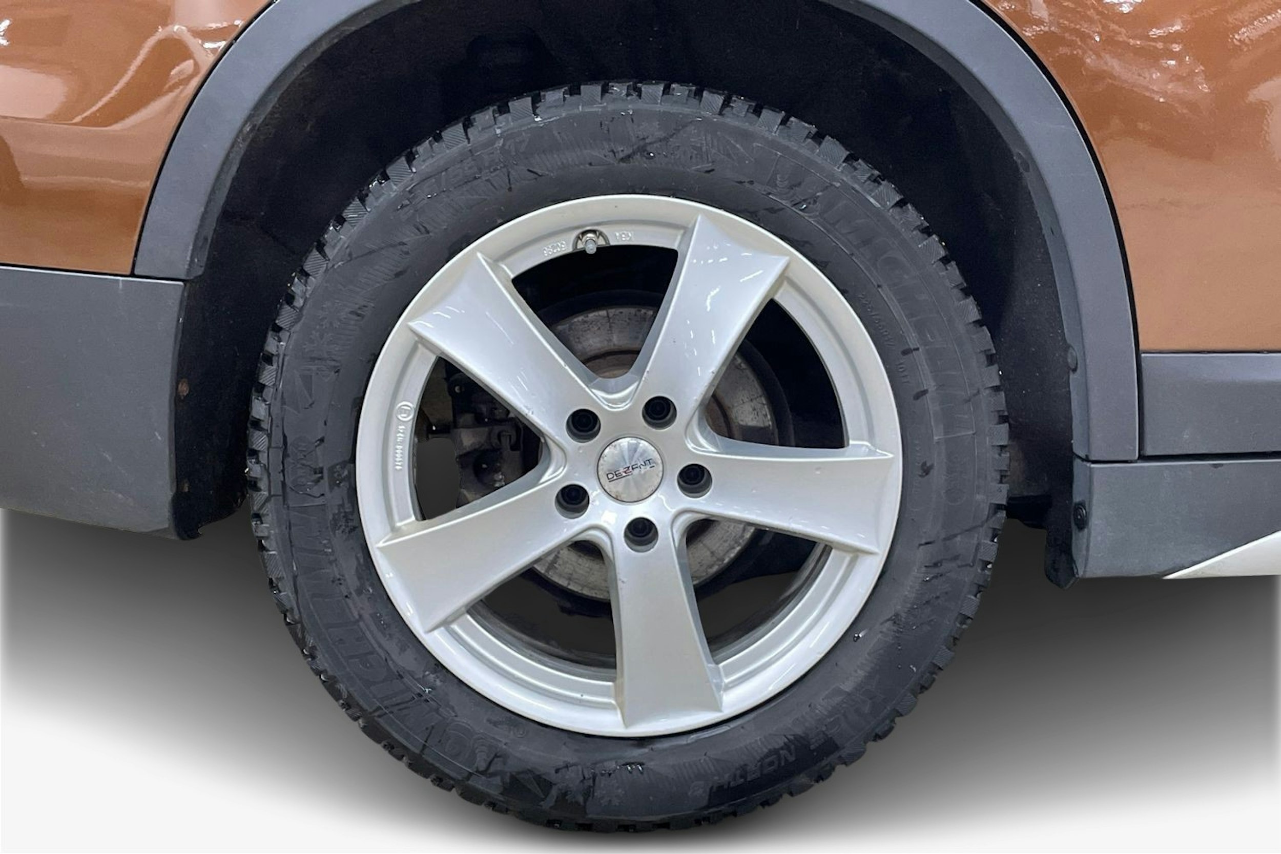 ruskea (beige) BMW X1 2016 kuva 11.