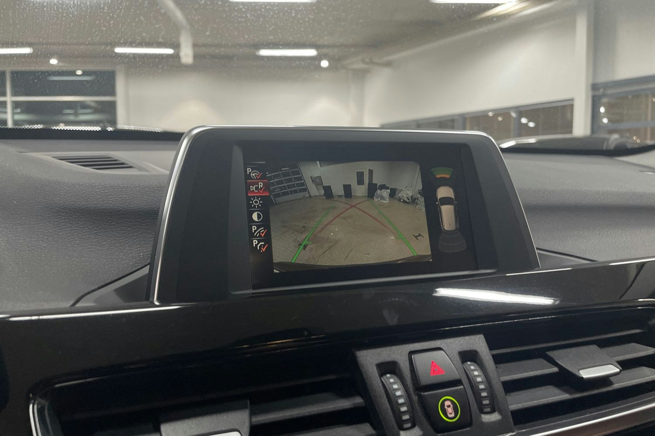 ruskea (beige) BMW X1 2016 kuva 18.