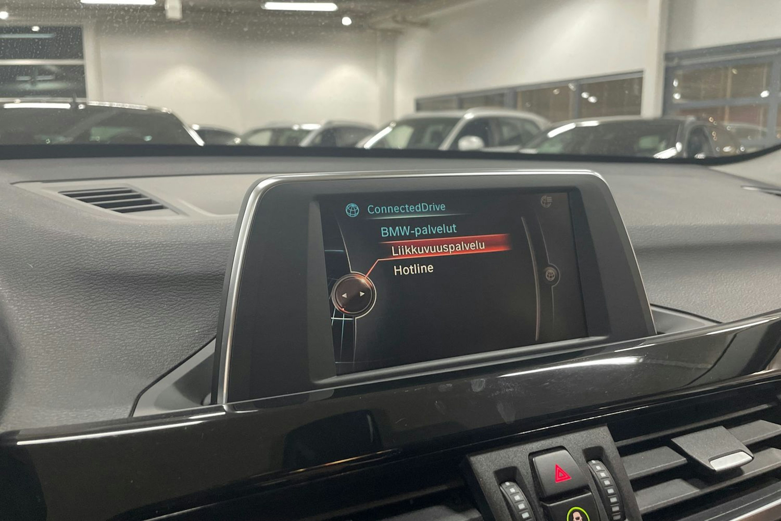 ruskea (beige) BMW X1 2016 kuva 19.