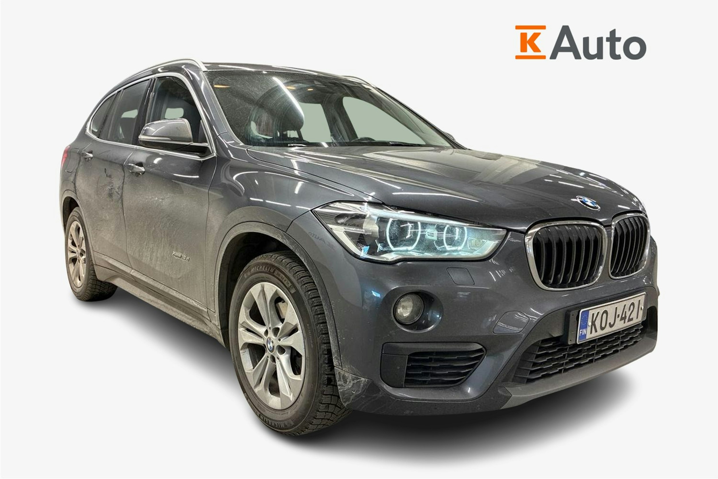 harmaa BMW X1 2017 kuva 1.