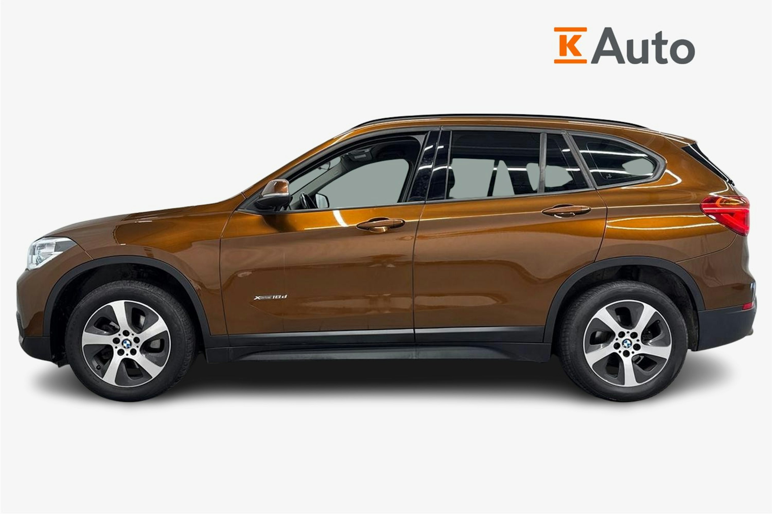 ruskea (beige) BMW X1 2017 kuva 6.