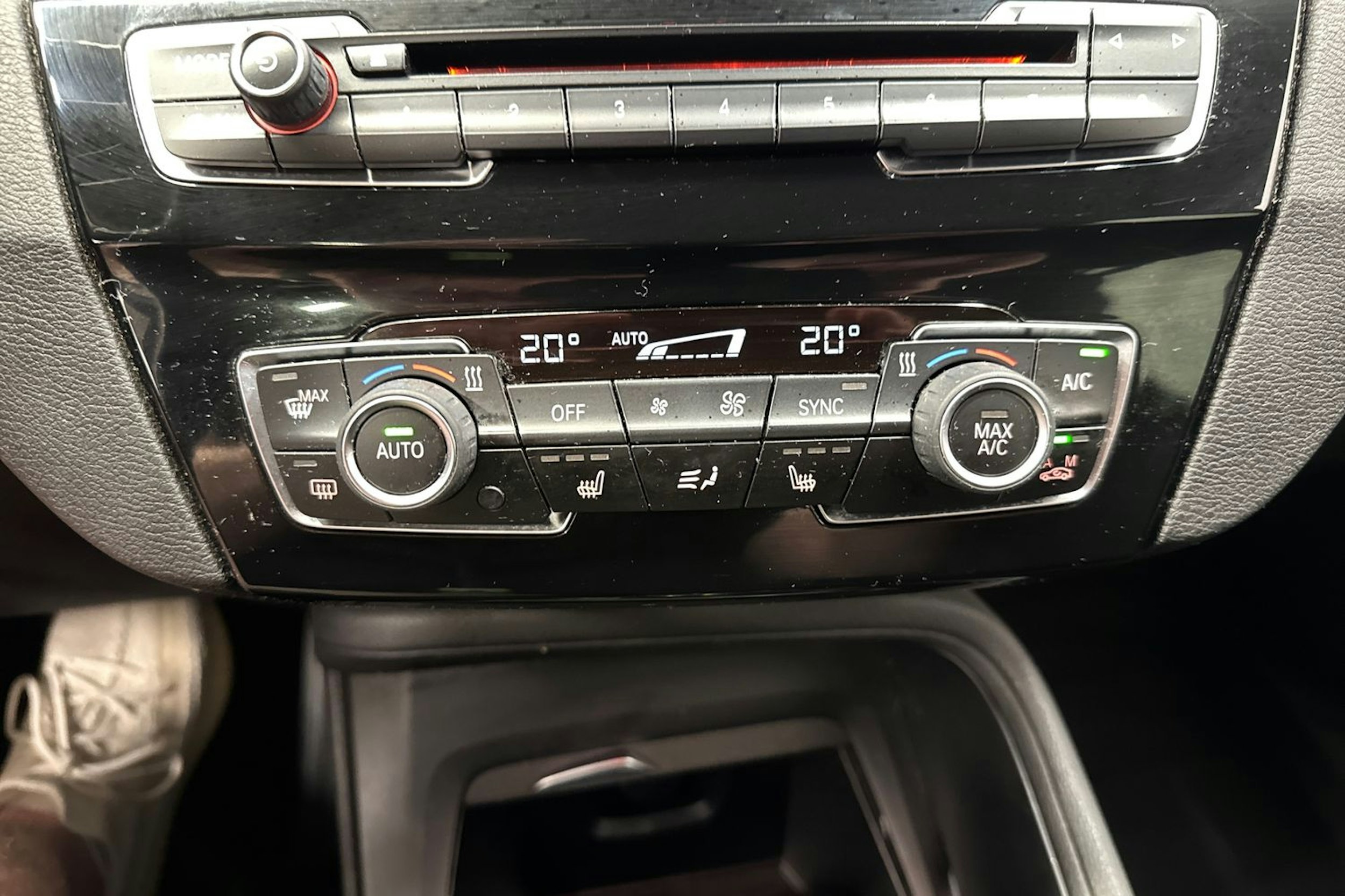 ruskea (beige) BMW X1 2017 kuva 26.