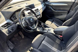 musta BMW X1 2018 kuva 3.