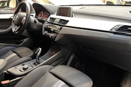 hopea BMW X1 2018 kuva 17.