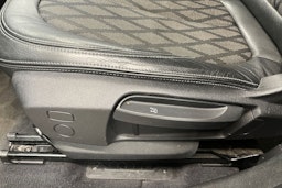 Harmaa BMW X1 2018 kuva 16.