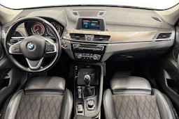 valkoinen BMW X1 2018 kuva 7.