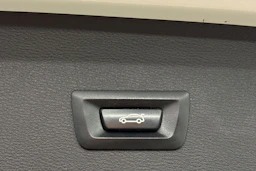 valkoinen BMW X1 2018 kuva 20.