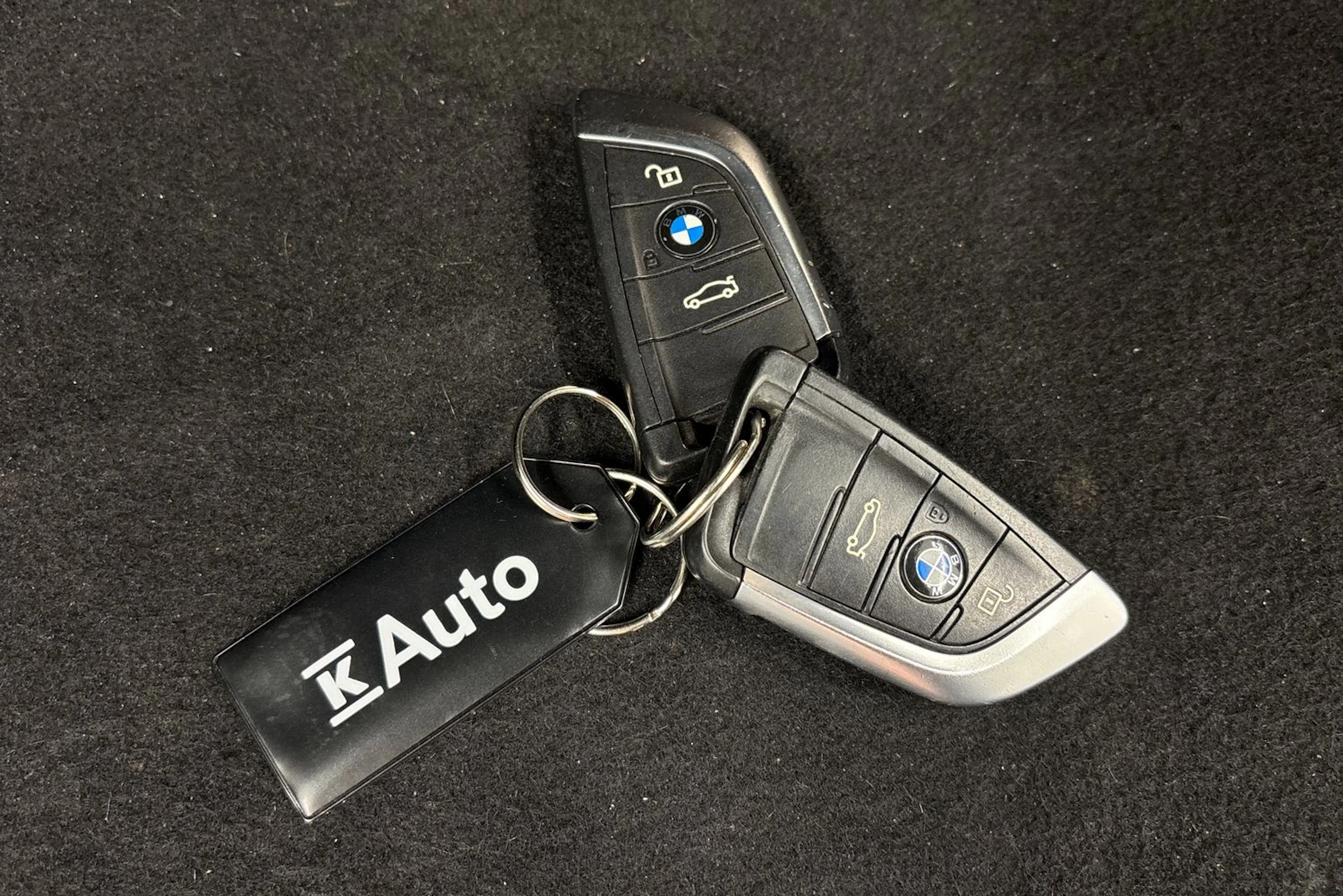 valkoinen BMW X1 2018 kuva 21.