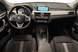 valkoinen BMW X1 2018 kuva 9.