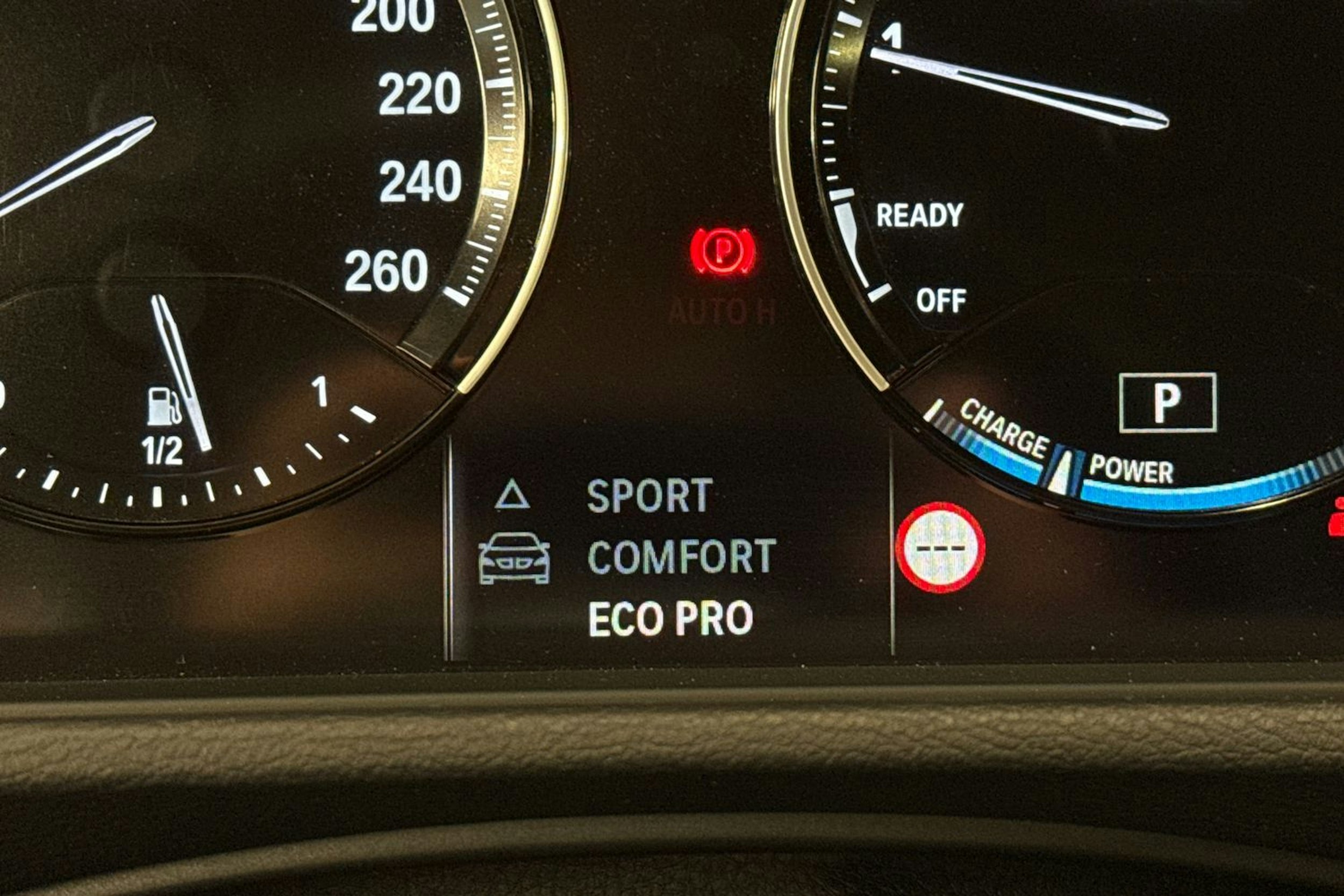 valkoinen BMW X1 2018 kuva 23.