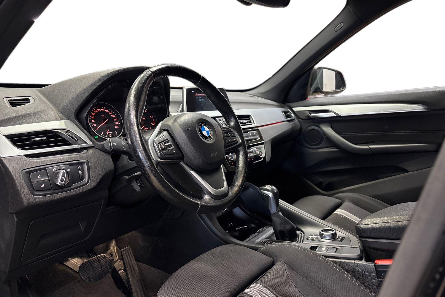 BMW X1 F48 sDrive18d A 2018, kuva 6/28