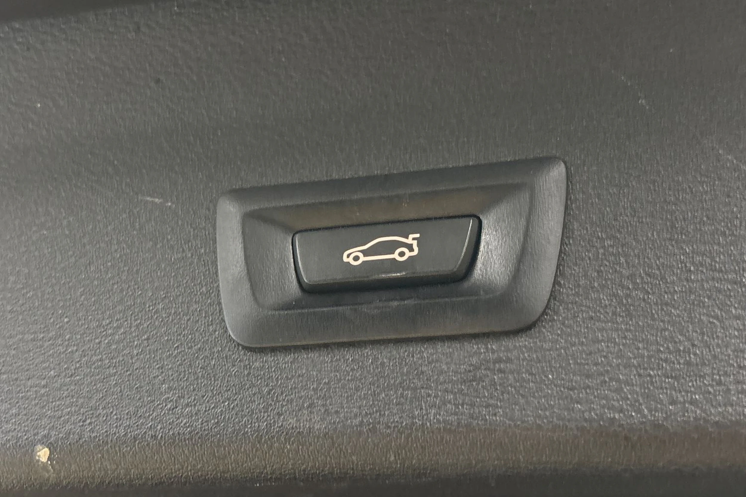 musta BMW X1 2018 kuva 27.
