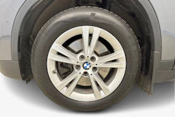 harmaa BMW X1 2019 kuva 9.